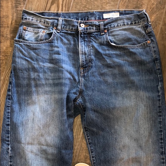 Cremieux Relaxed Fit Jeans - Picture 4 of 7